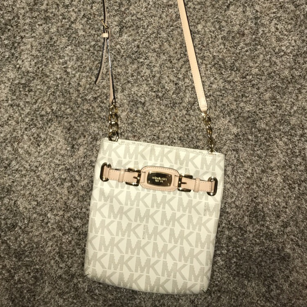 Michael Kors crossbody purse